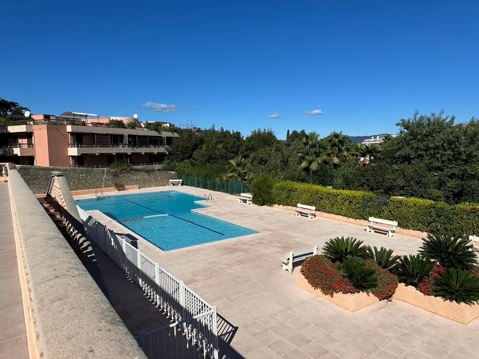 Saint-Tropez - Studio 40 M2 エクステリア 写真